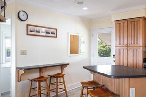 Kitchen - Lou Sea Ann West, Oceanfront Duplex - 4BR 2BA (Emerald Isle)