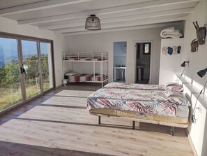 7 Schlafzimmer, Schreibtisch, Internetzugang