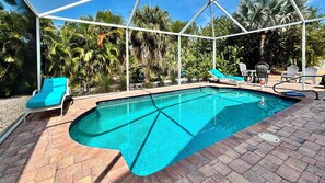 Pool - Mangrove Nest - Cozy Retreat (Fort Myers Beach)