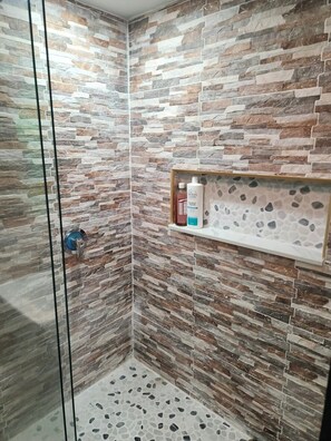 Bathroom - Cozy Hotel Like Room in Avenel with Private bathroom and Laundry. (Woodbridge Township)