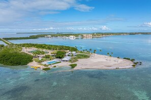 Aerial view - Spacious 6-bedroom estate in soothing Islamorada with AC (Islamorada)