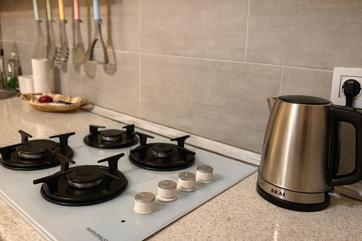 กาแฟและ/หรือเครื่องทำกาแฟ