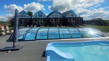 Piscine maison de vacances