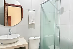 Suite | Bathroom