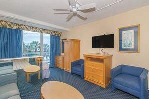 Living area - Oceanfront Beach Stay Near SkyWheel Yachtsman 302 (Myrtle Beach)