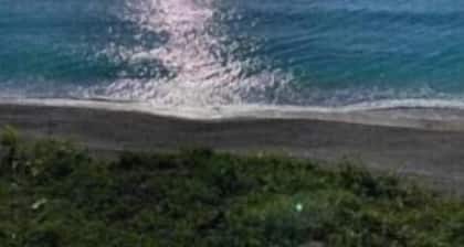 Apt. Family house, beach and mountain view, 2 Bedrooms, 1 Bathroom, Rooftop, AC, BBQ, WiFi