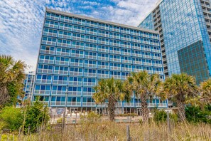 Exterior - Oceanfront Hideaway Near SkyWheel-Yachtsman 603A (Myrtle Beach)