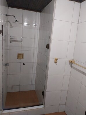 Suite monolocale Comfort, vista giardino | Bagno