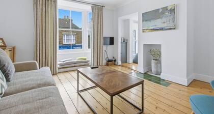 High Street Apartment - Pass the Keys