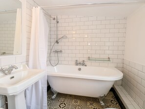 Shower - Vintner's Cottage (Norwich)