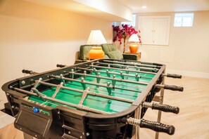 Games room - Stylish 2BR Townhome • 2 Full Baths • Game Room • Near Center City (Philadelphia)