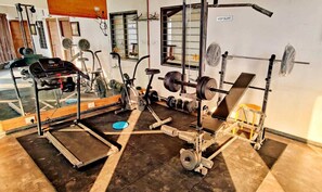 Fitness facility - LIVZO - PINK HOUSE (Ahmedabad)