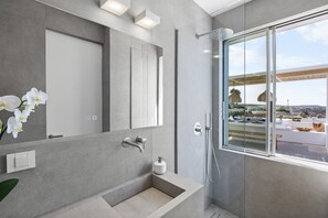 Hair dryer, towels - Infinity House, Perched majestically on a cliff along the island’s western coast (Paros)