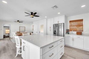 House, Multiple Beds (Sunny Palms) | Interior - Sunny Palms (Treasure Island)