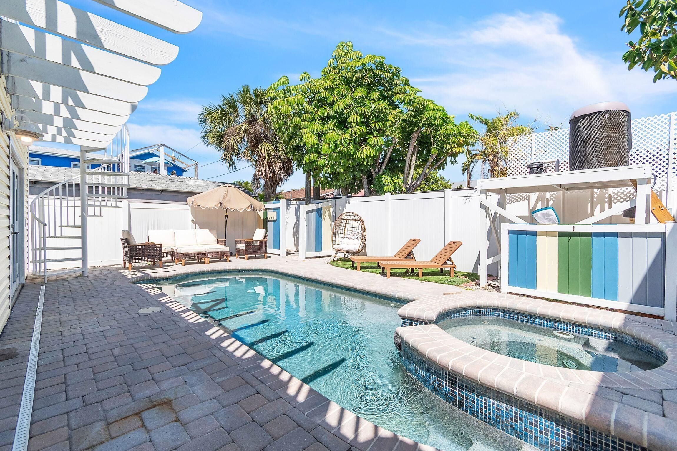 Casa, varias camas (Sunny Palms) | Alberca | Alberca climatizada 