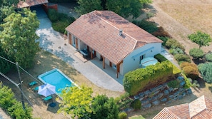 Exterior - Gîte l'Envie Périgord Noir – Peaceful Home with Pool near Lascaux (Montignac-Lascaux)