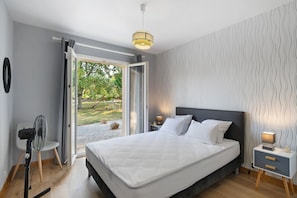 3 bedrooms, iron/ironing board, WiFi, bed sheets - Gîte l'Envie Périgord Noir – Peaceful Home with Pool near Lascaux (Montignac-Lascaux)