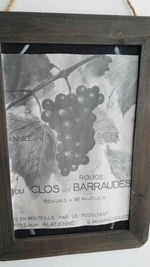 Superior Double Room, Patio, City View | Interior detail - Château Besson (Désertines)