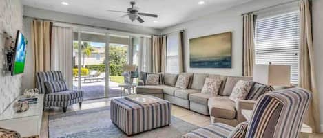 Hus (Multiple Bedrooms) | Vardagsrum