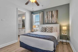 Ferienhaus (Multiple Bedrooms) | 8 Schlafzimmer, laptopgeeigneter Arbeitsplatz, Verdunkelungsvorhänge