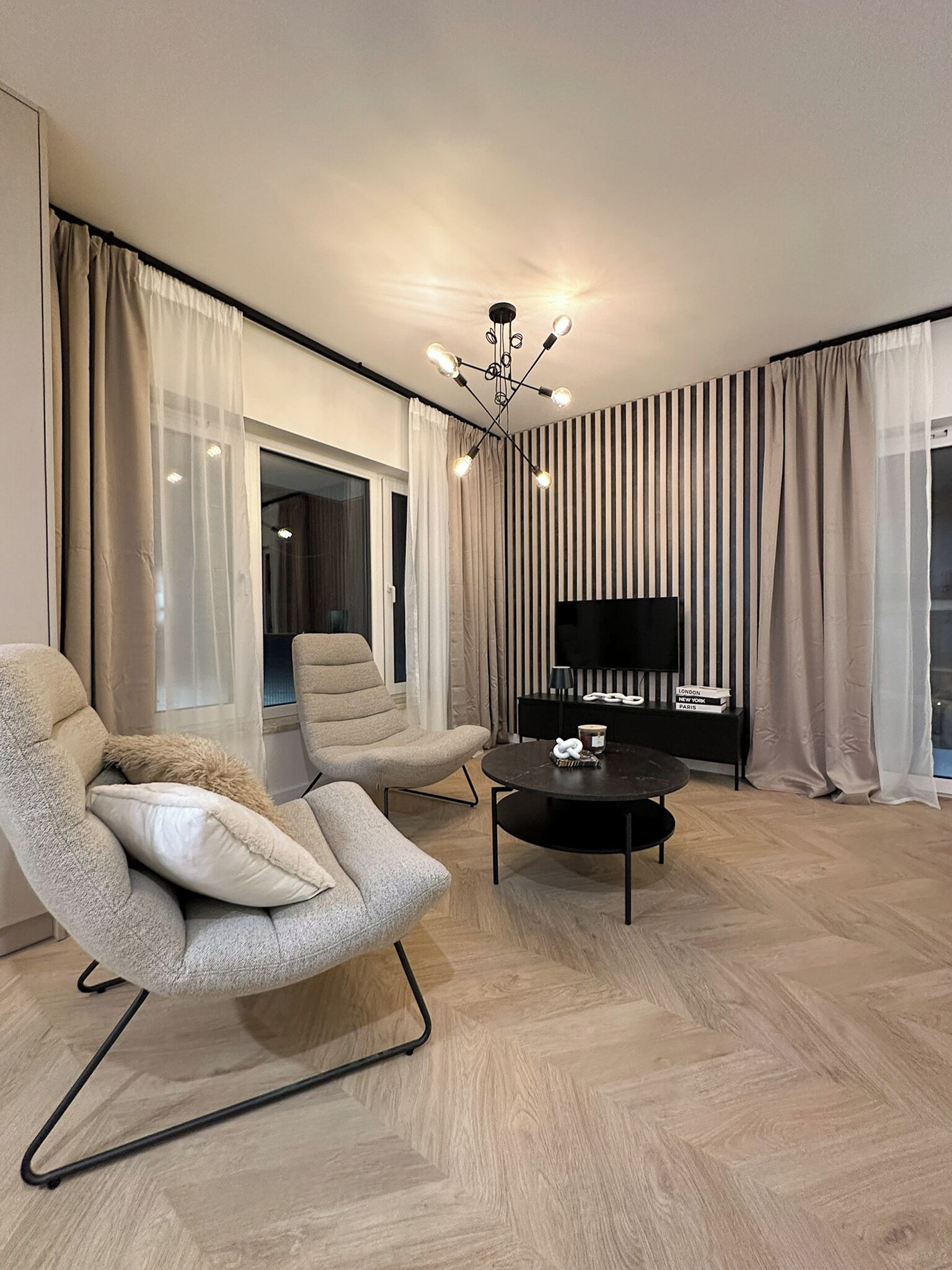 Apartemen, pemandangan halaman