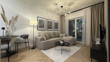 Apartment | Essbereich im Zimmer