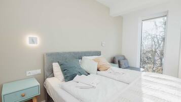 Apartment | Laptopgeeigneter Arbeitsplatz, Bügeleisen/Bügelbrett, kostenloses WLAN
