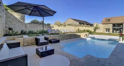 Incredible villa in Amponville with private pool.