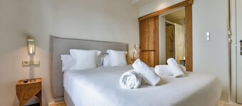 Santa Barbara by Santas Hotels