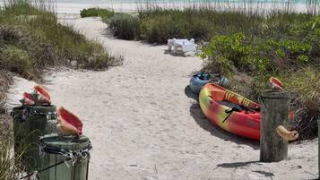 Sun loungers, beach towels