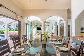 Dining - Hacienda Caracol: Peaceful 10-bedroom beachfront villa with chef and pool (Tulum)