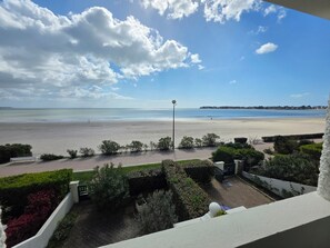 On the beach - Maison Kreizdé de famille face mer - Plage Benoît, La Baule waterfront. (La Baule-Escoublac)