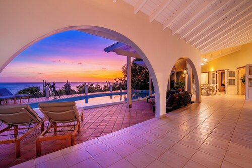 Casa Familia