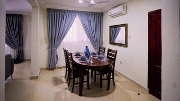 Huoneisto | Ruokailu