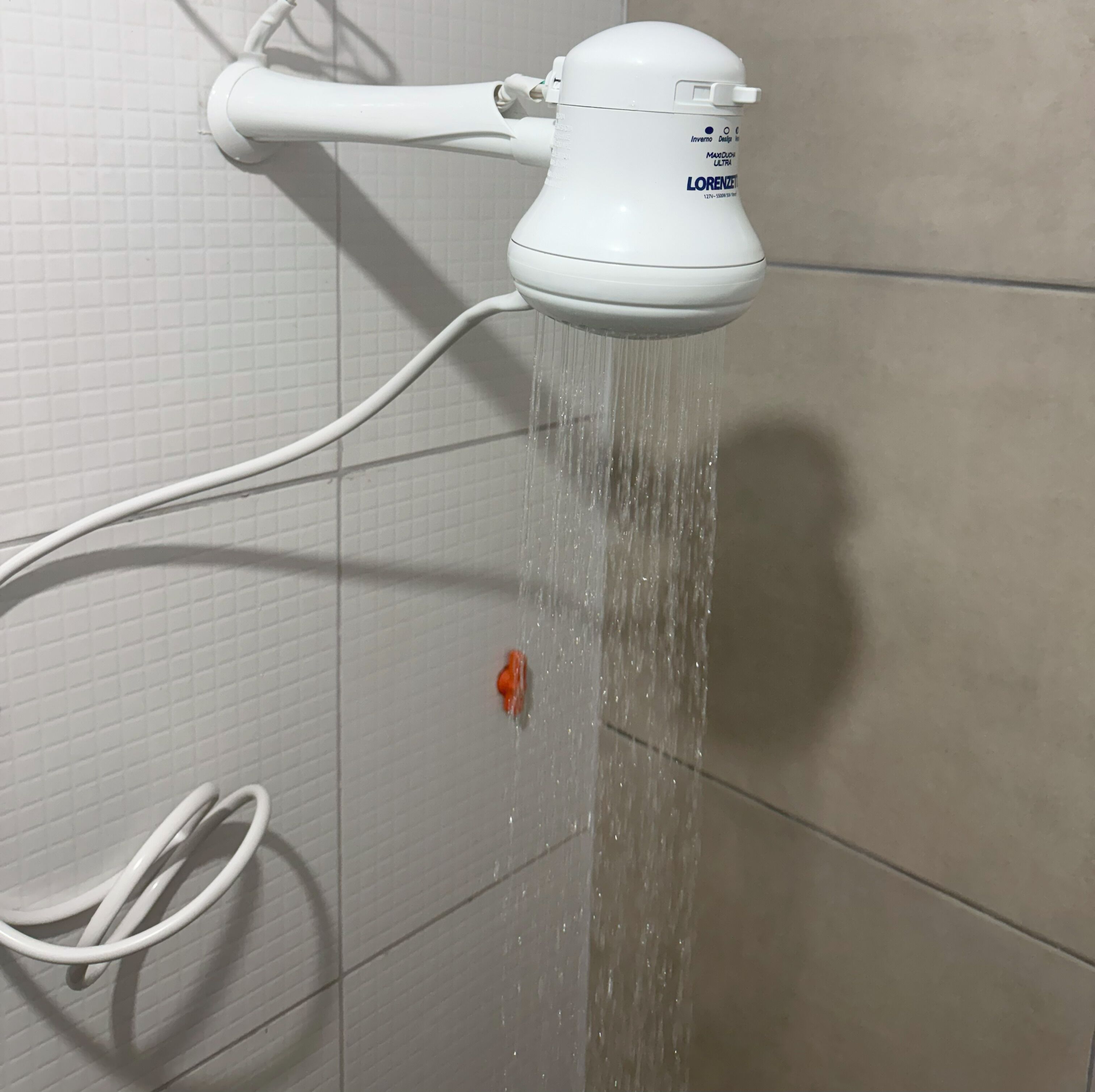Asciugamani, sapone, shampoo, carta igienica