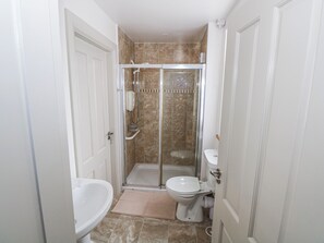 Shower - Tigh Coil Toole (Inverin)