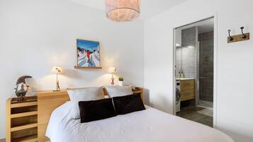 1 habitación y ropa de cama