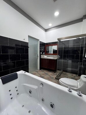 Bathroom - Hotel Rubinos (SAN SALVADOR)