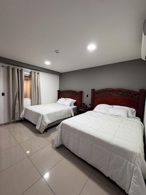 Double Room - Hotel Rubinos (San Salvador)
