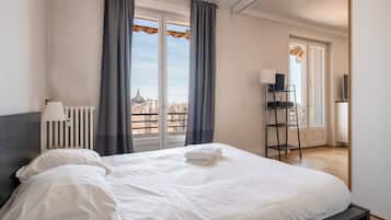 2 slaapkamers, een strijkplank/strijkijzer, wifi, beddengoed
