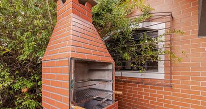 Casa com 3 Quartos Churrasqueira e 3 Vagas em Itu