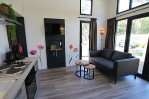 Interior - Knusse Tiny House in de natuur (Baarle-Nassau)