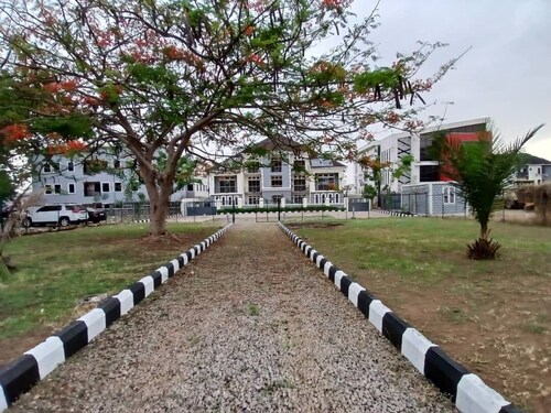 The hometown residences