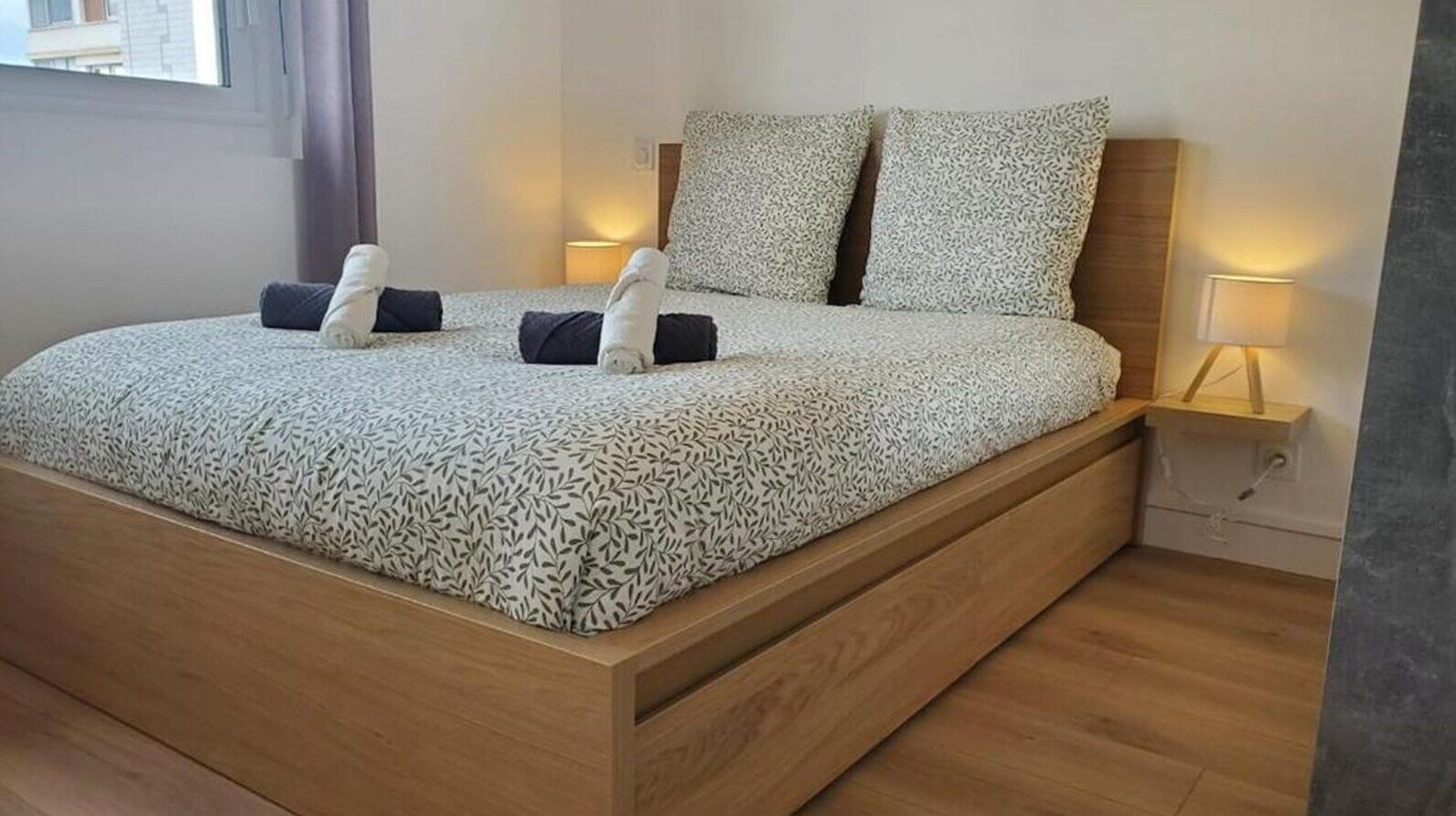1 dormitorio y ropa de cama