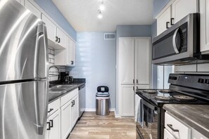 Fridge, microwave, oven, stovetop - 3 Min Walk to AT&T | 2BR | Parking + Pets + Gym (Arlington)