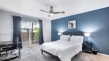 Desk, iron/ironing board, WiFi, bed sheets
