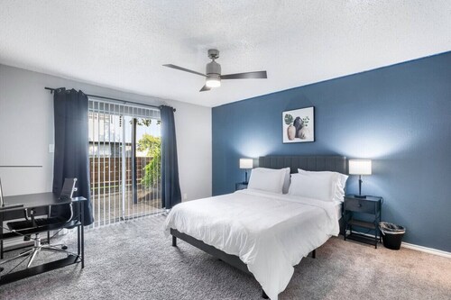 Arlington 2BR | AT&T, Globe Life, 6 Flags, Parking