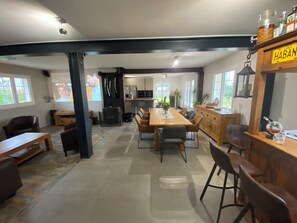 Dining - Vrbo Property (Crépon)