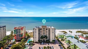 Condo (2 Bedrooms) | Property amenity