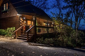 Exterior - Green Sky Lodge: Views, Hot Tub, Play Area & More! (Sevierville)
